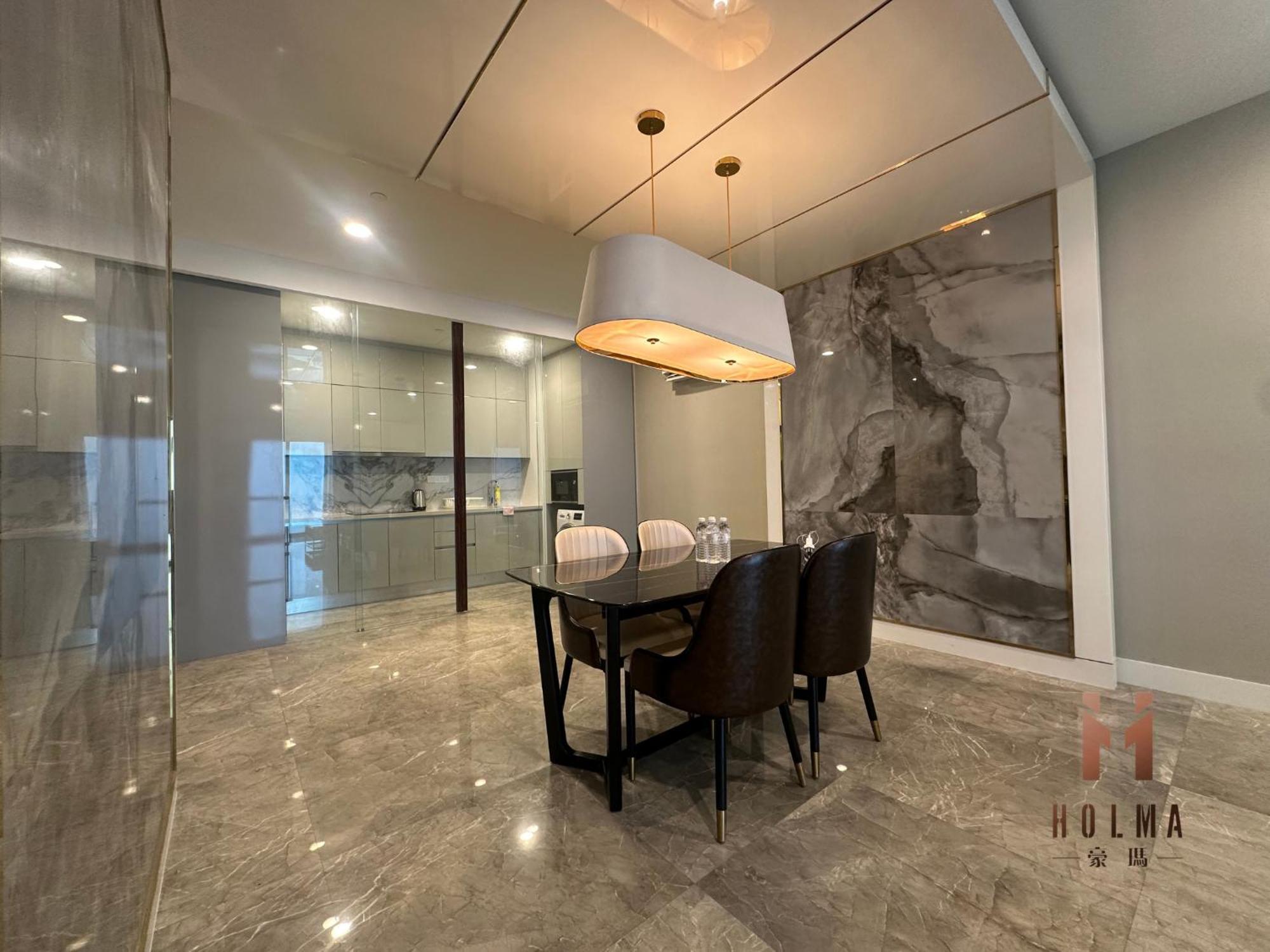 Apartment The Platinum 2 By Holma *