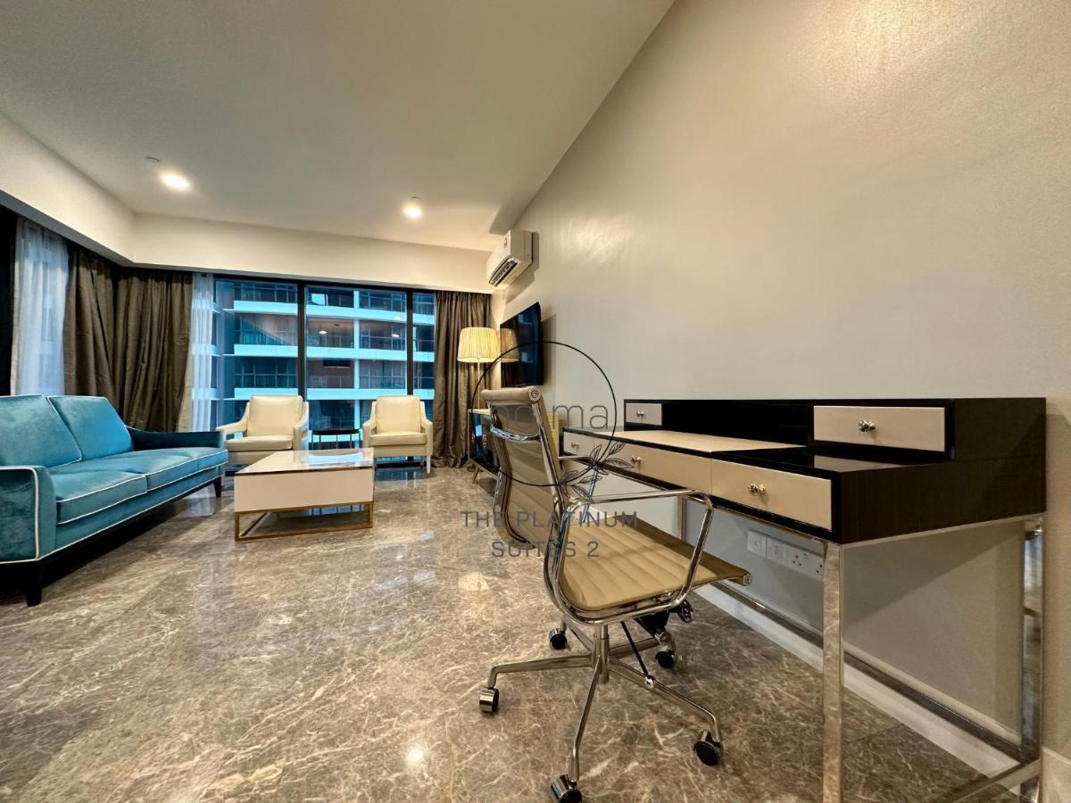 The Platinum 2 By Holma