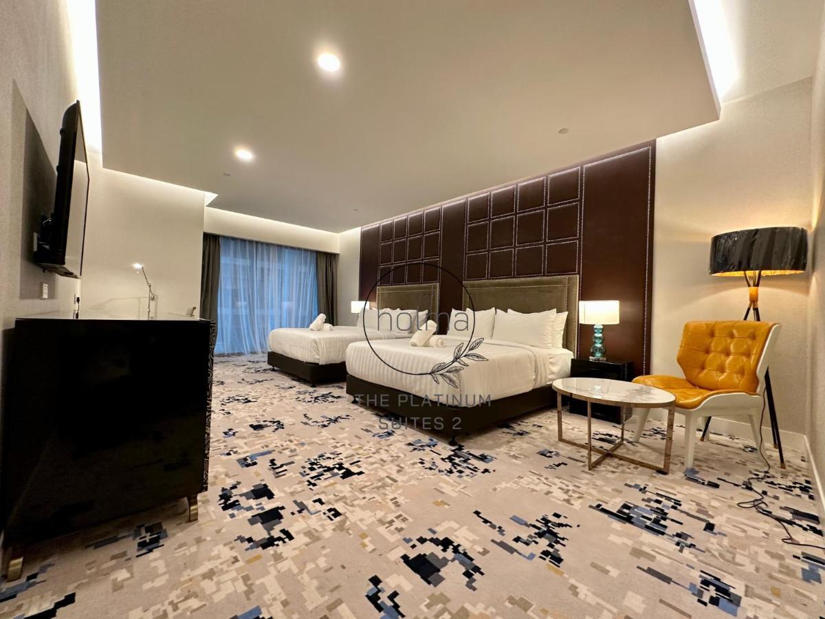 The Platinum 2 By Holma